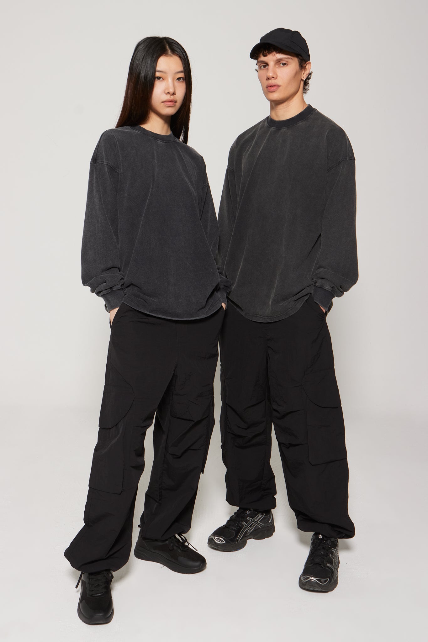 CARGO OVERSIZED TEC PANTS