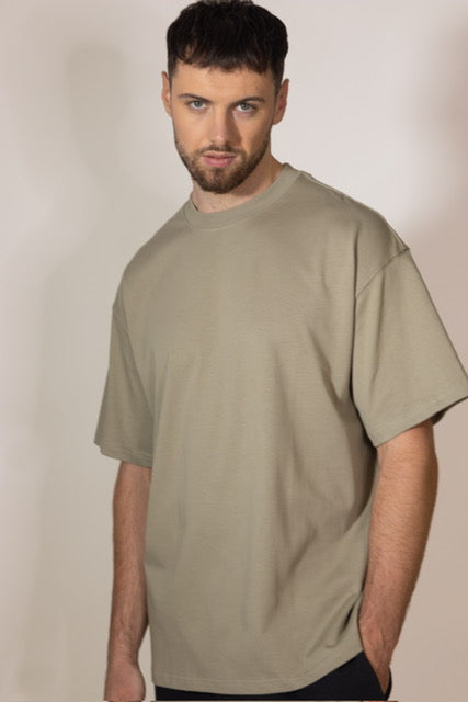 REGULAR  FIT KHAKI