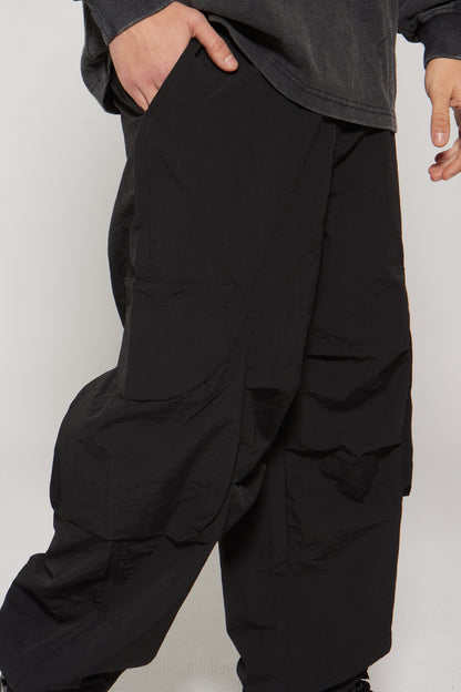 CARGO OVERSIZED TEC PANTS